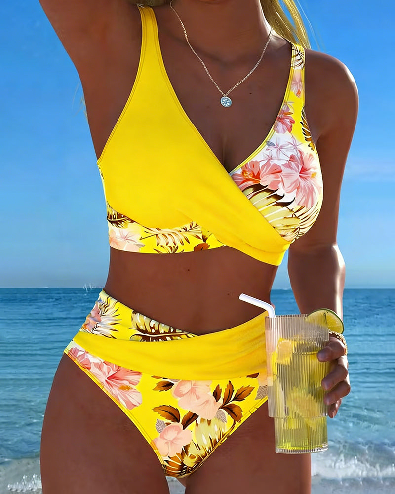 Angela - Bikini floral à contraste et ouverture délicate
