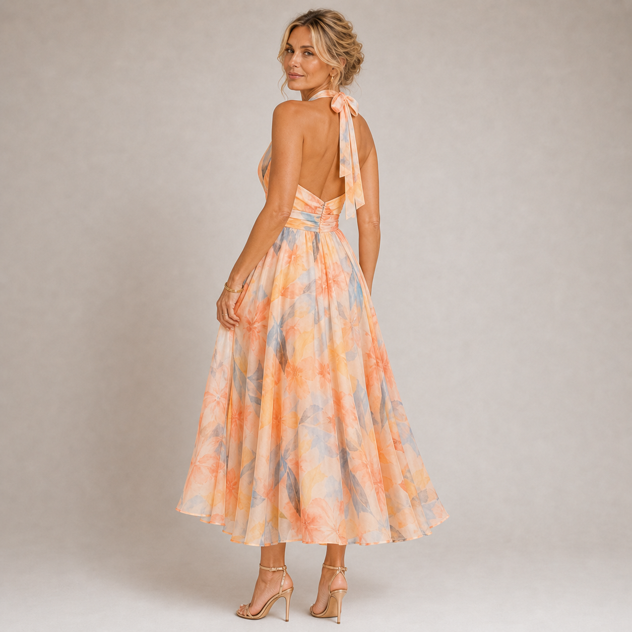 Aurora - Robe élégante à décolleté aquarelle