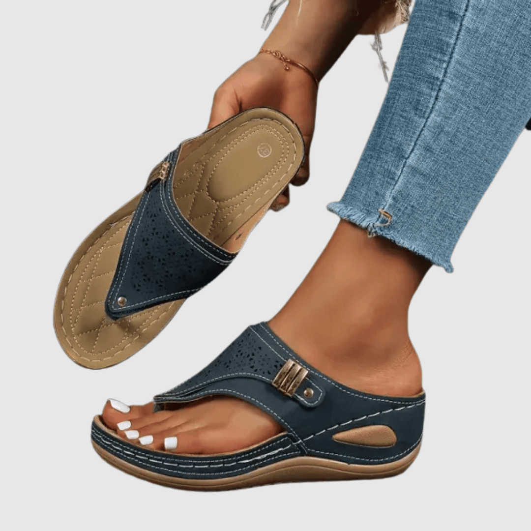 Blanca - Sandales Compensées Ajourées
