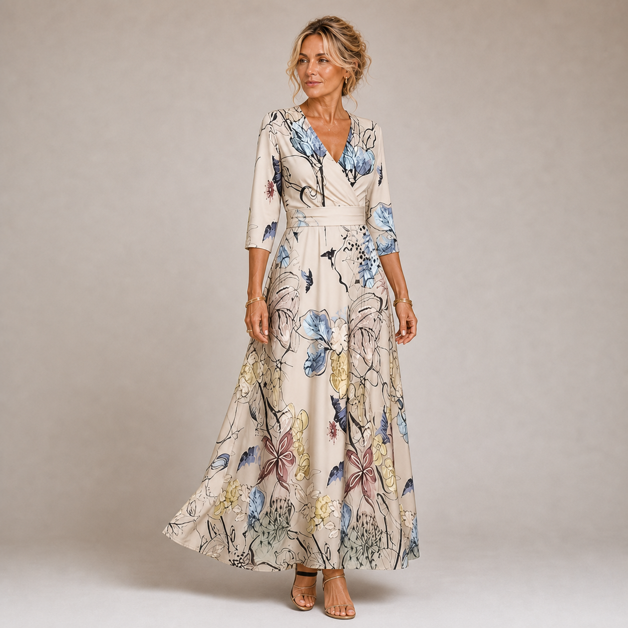 Candela - Robe longue crème à imprimé floral et décolleté croisé