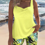 Elsa - Tankini coloré avec haut à rayures et short imprimé