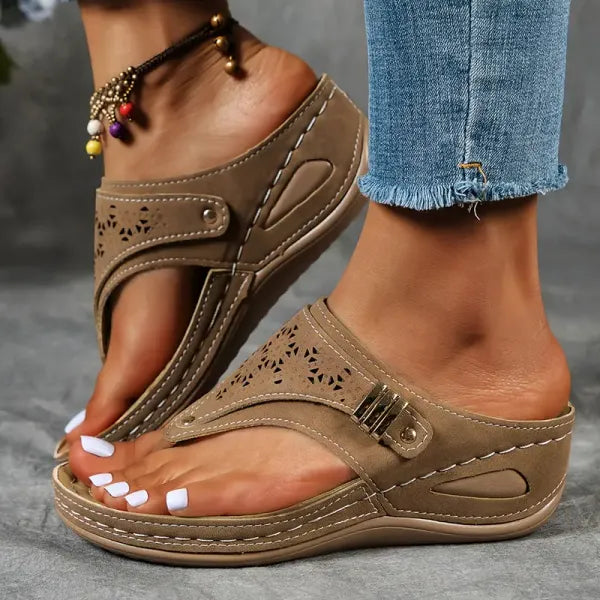 Veronica - Mules Entre-Doigts à Boucle